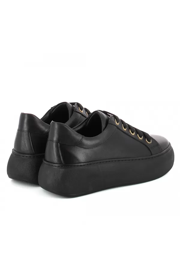 Zobacz Czarne skórzane sneakersy CARINII--B9964-353-000-000-000