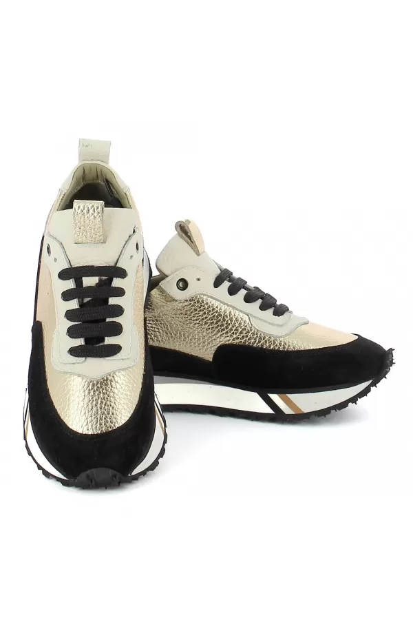 Zobacz Skórzane złote sneakersy CARINII--B9969-353-180-187-000