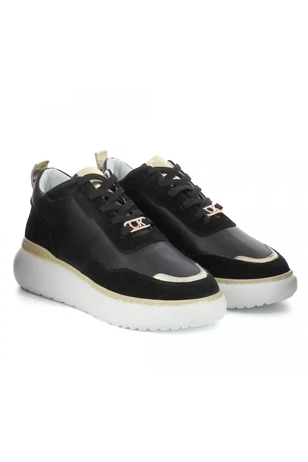 Zobacz Skórzane sneakersy czarne CARINII--B9971-353-180-000-000
