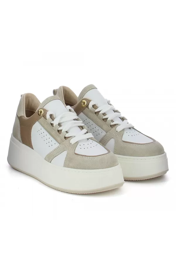 Zobacz Białe sneakersy skórzane CARINII--B9968-491-187-000-000