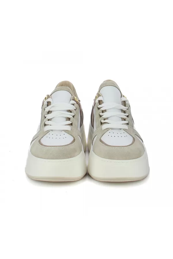Zobacz Białe sneakersy skórzane CARINII--B9968-491-187-000-000