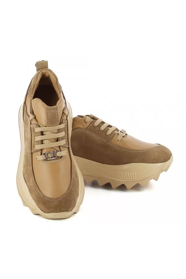 Zobacz Brązowe sneakersy na platformie CARINII--B9974-558-000-000-000