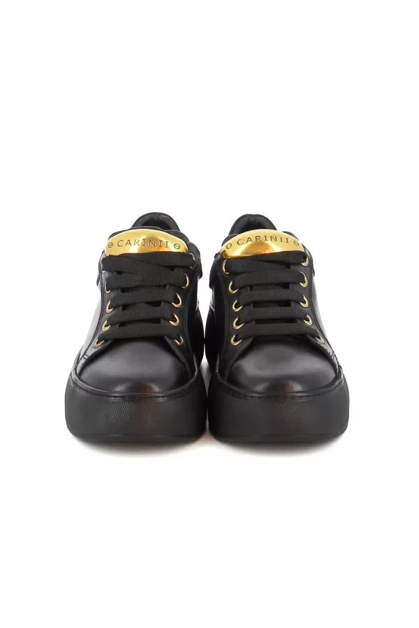 Zobacz Czarne sneakersy skórzane CARINII--B9964O-353-000-000-000