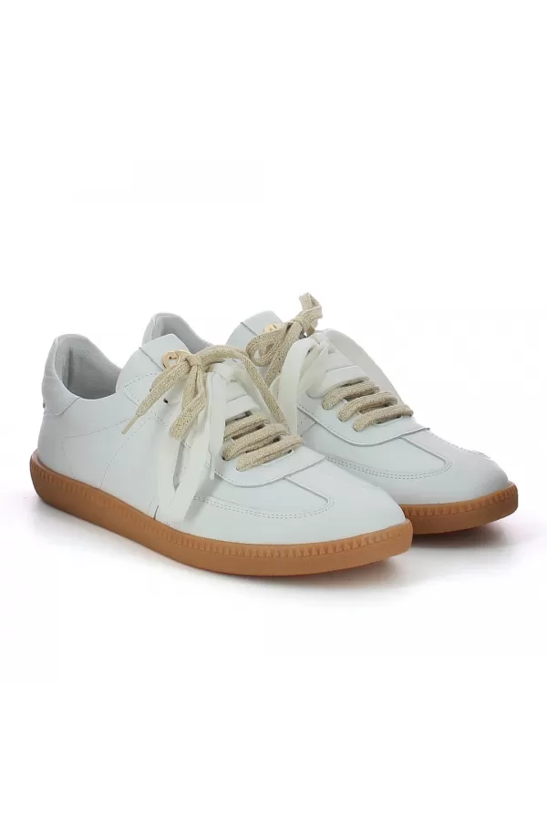 Zobacz Białe sneakersy skórzane CARINII--B10331-L46-000-000-000
