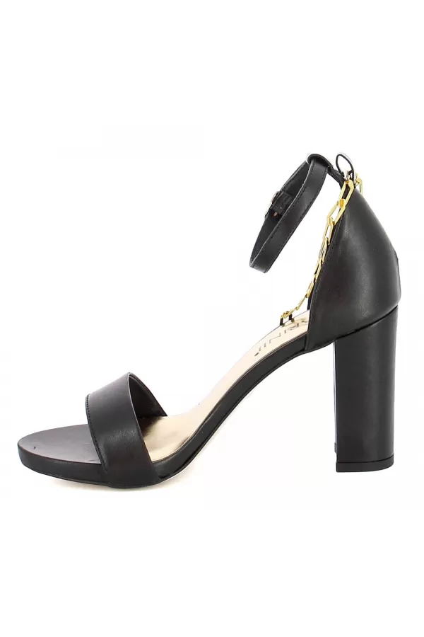 Zobacz Czarne sandały damskie CARINII--B8629-E50-000-000-B32