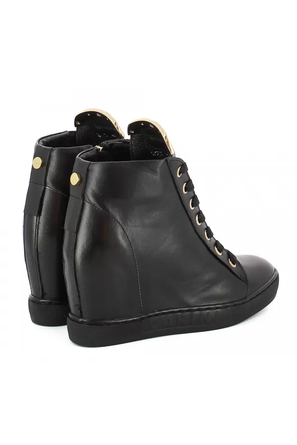 Zobacz Czarne sneakersy damskie CARINII--B4078-E50-000-PSK-B88