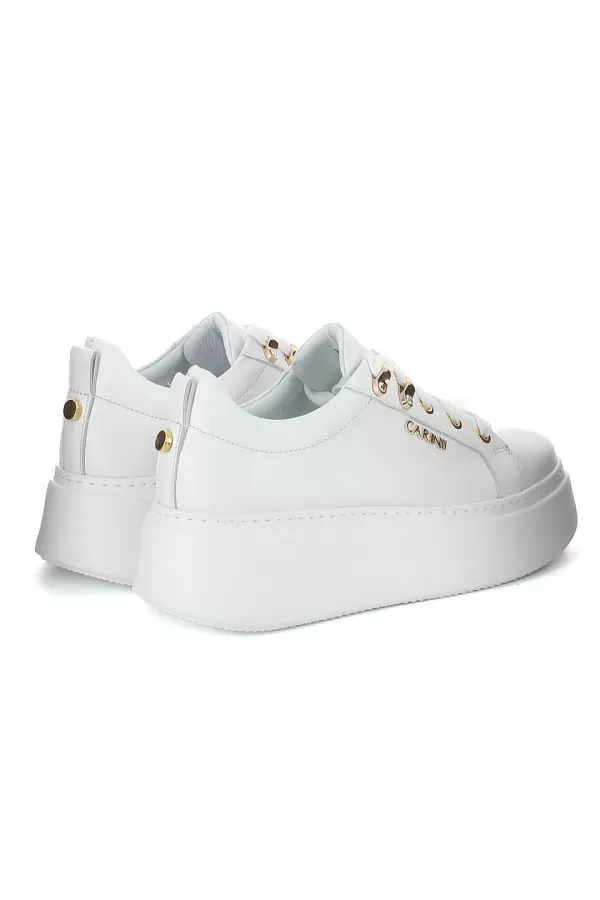 Zobacz Białe skórzane sneakersy CARINII--B8939-L46-000-000-F69