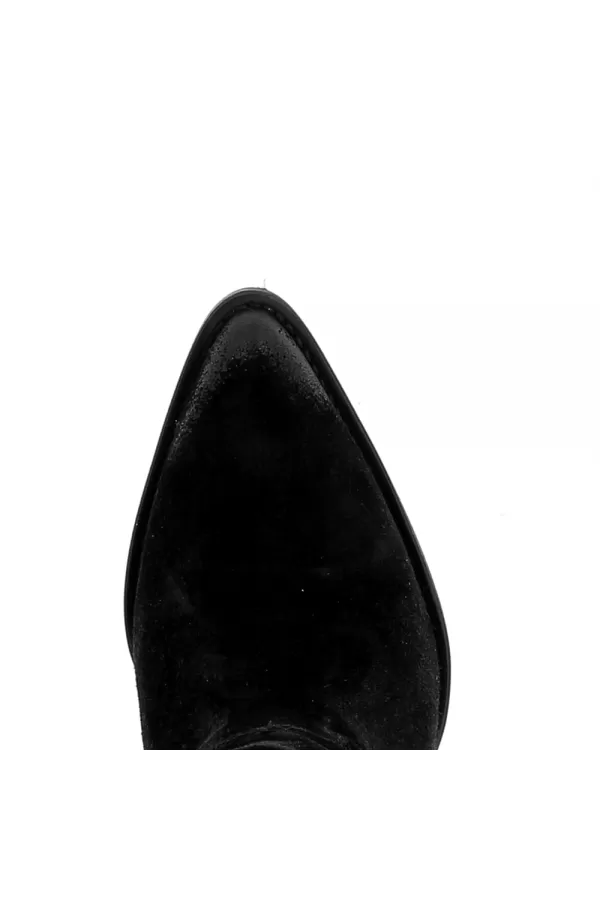 Zobacz Czarne zamszowe kowbojki  CARINII--B5296-H20-000-000-D64
