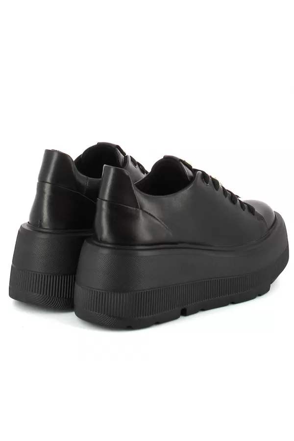 Zobacz Czarne sneakersy na platformie CARINII--B9589-E50-000-000-G36