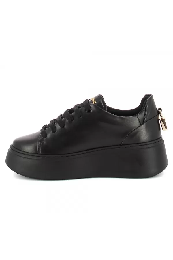 Zobacz Czarne sneakersy na platformie CARINII--B9580-E50-000-000-F69