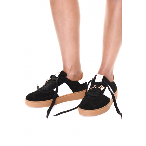 

Czarne sneakersy zamszowe CARINII B10330-063-L46-000-000