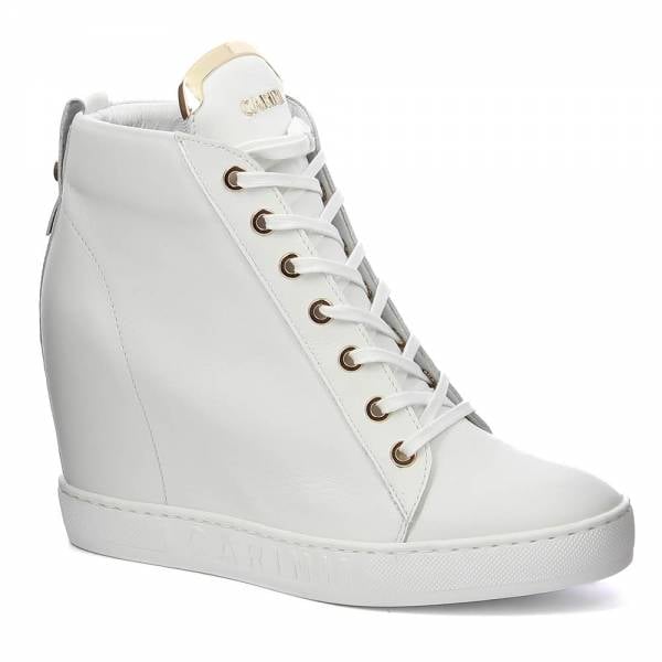 

Białe sneakersy na koturnie CARINII B4078-L46-000-000-B88