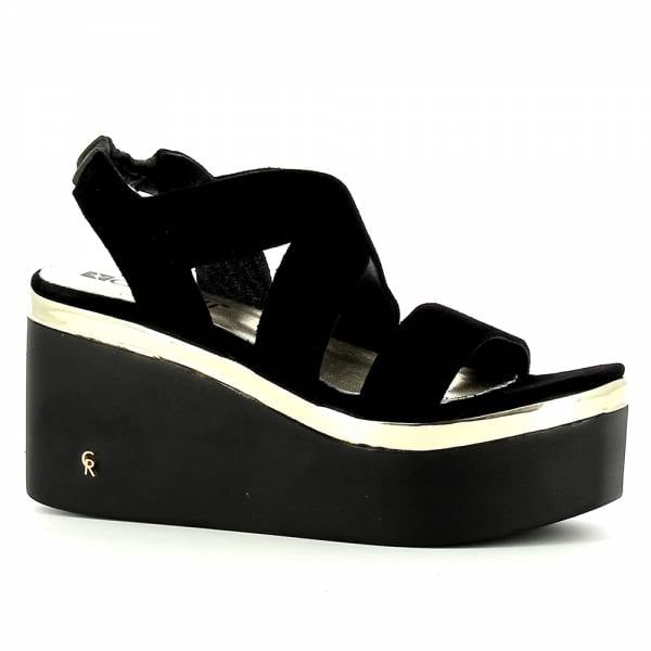 

Czarne sandały damskie na koturnie CARINII B7239-063-000-000-D72