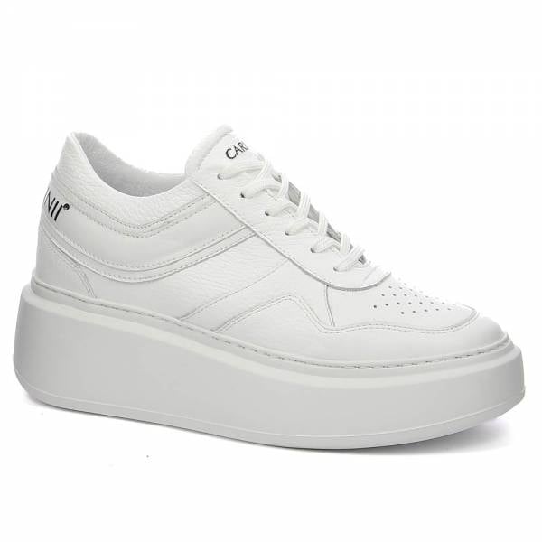 

Białe sneakersy na platformie CARINII B9052-I81-L46-000-F69