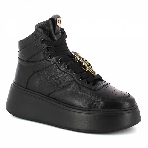 

Czarne sneakersy z ozdobami CARINII B9235K-J23-000-000-F75