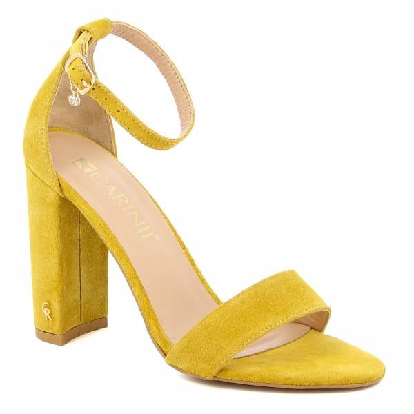 Żółte zamszowe sandały CARINII B8898-505-000-000-F89